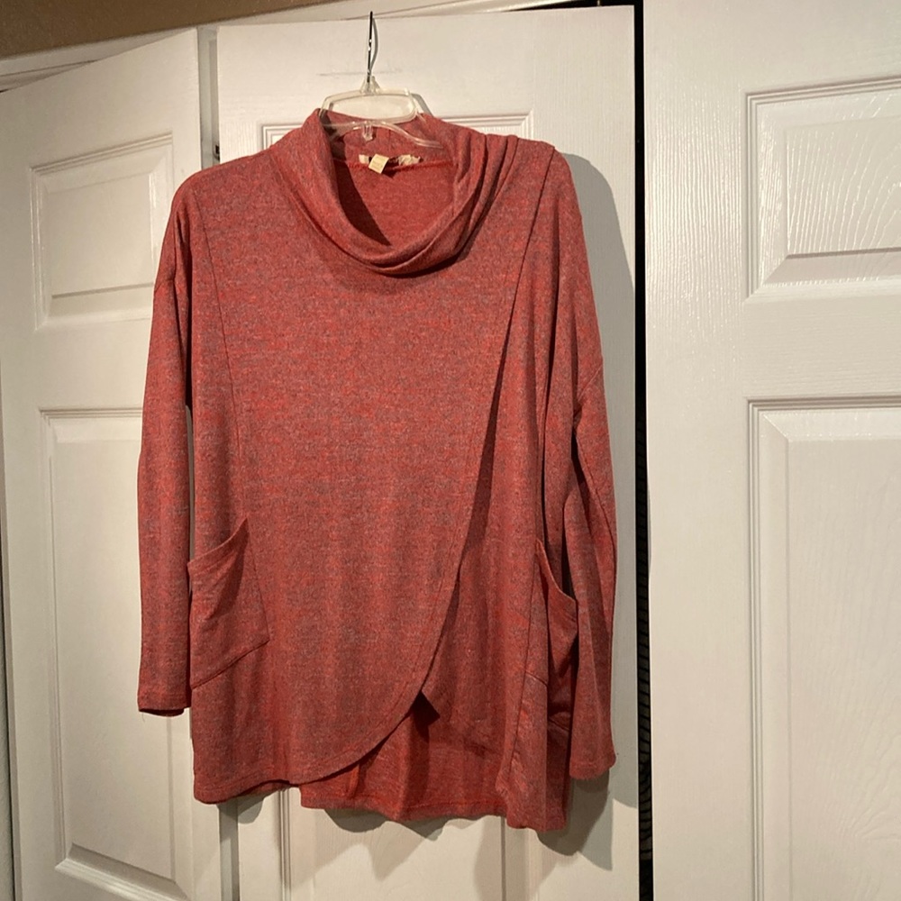 Aryeh sweater